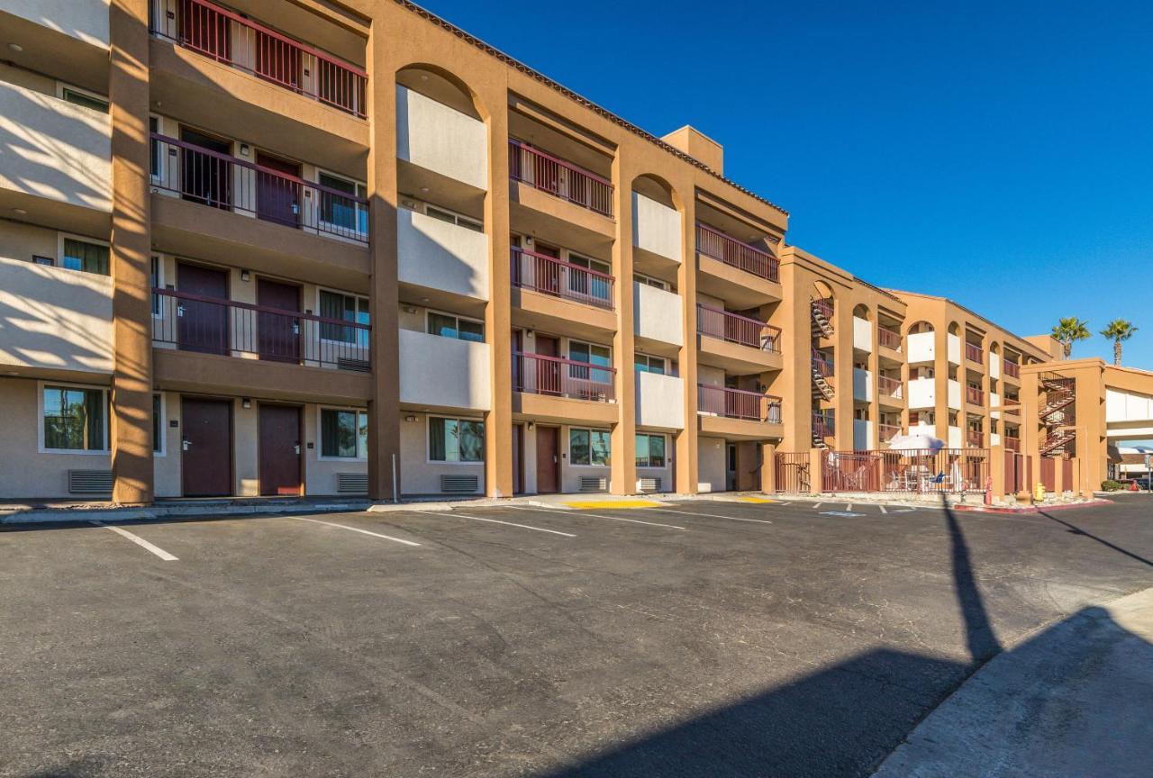 Days Inn By Wyndham Chula Vista-San Diego Eksteriør bilde