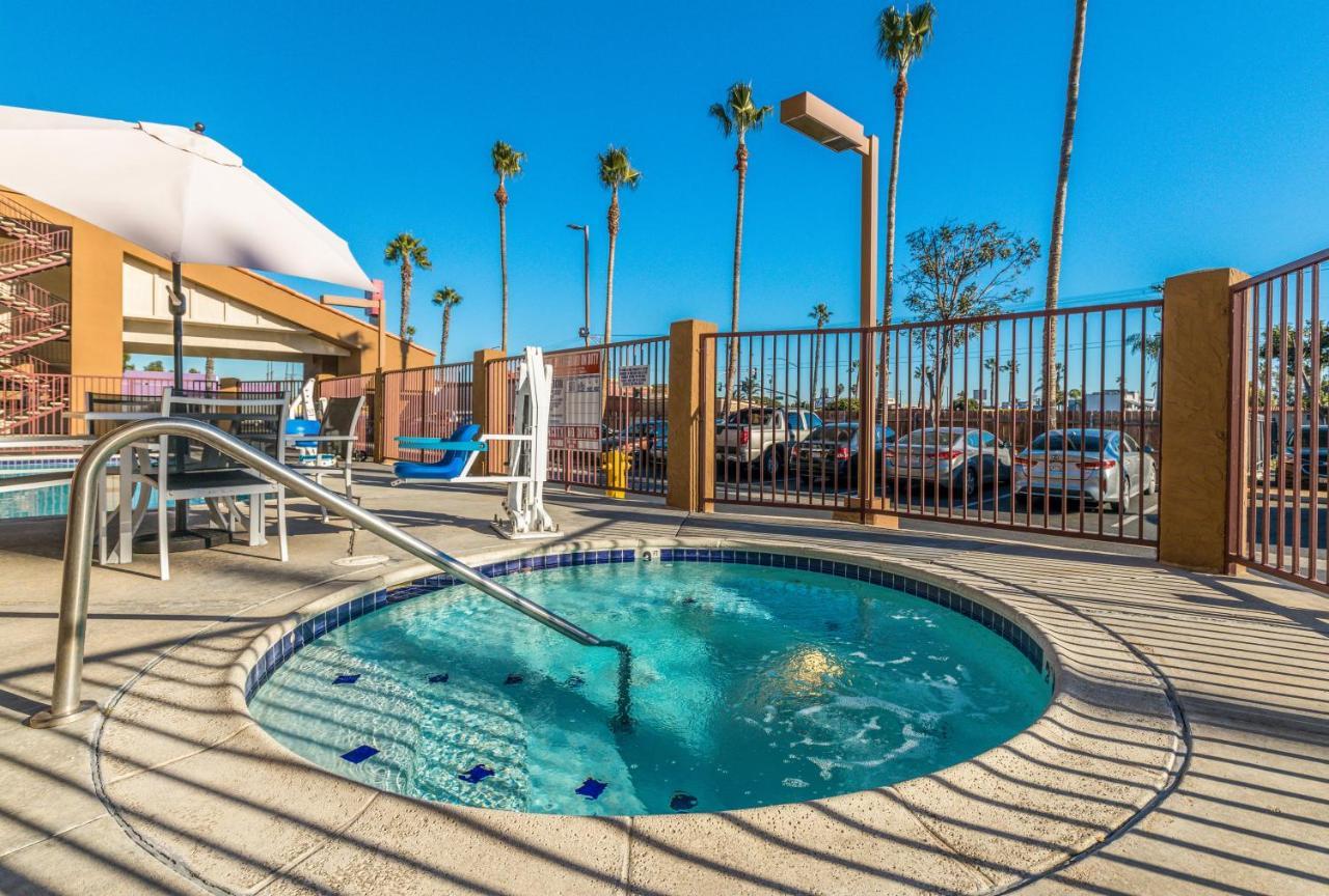 Days Inn By Wyndham Chula Vista-San Diego Eksteriør bilde