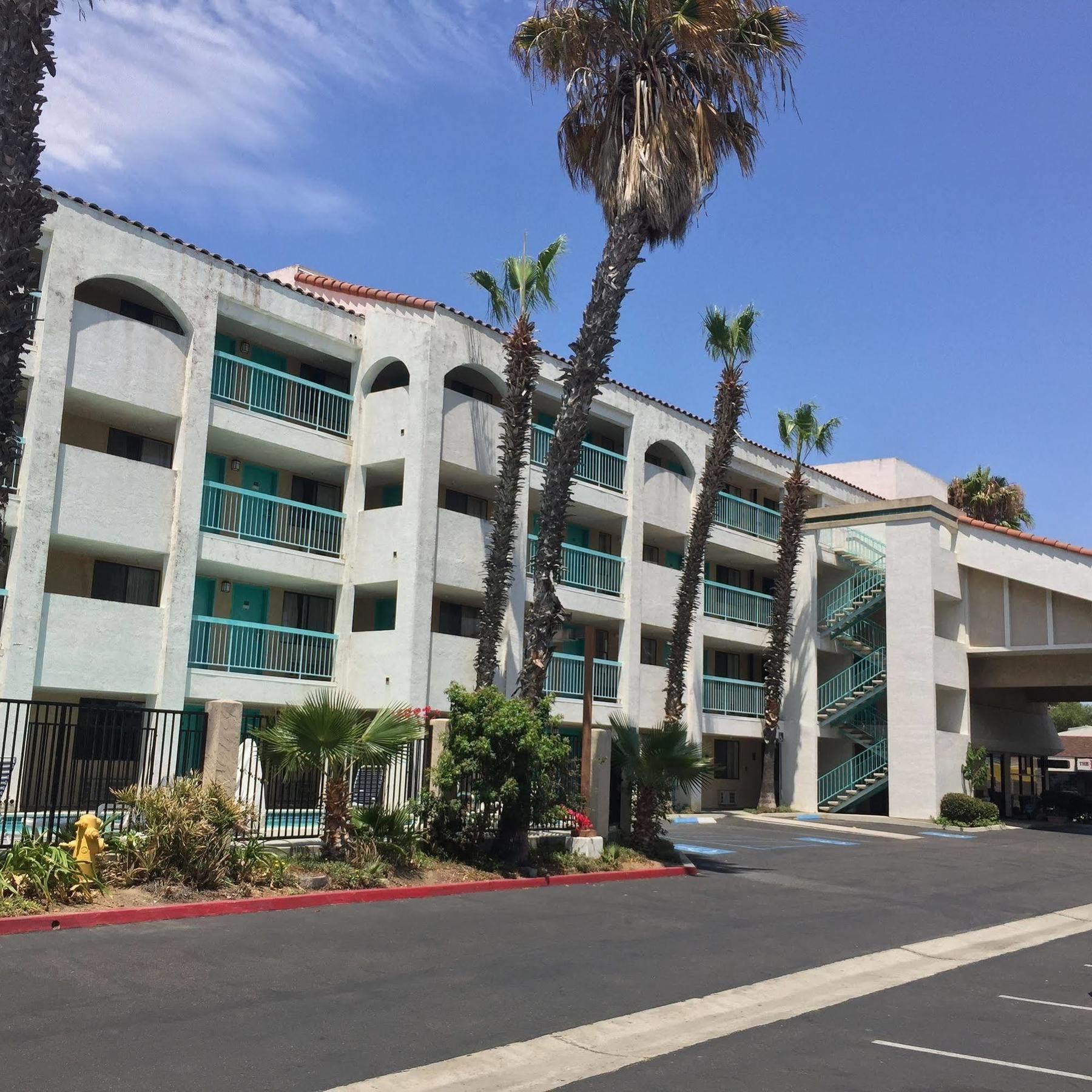 Days Inn By Wyndham Chula Vista-San Diego Eksteriør bilde